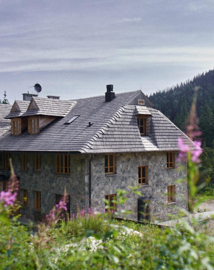 Granite Standard Double Room Mountain View